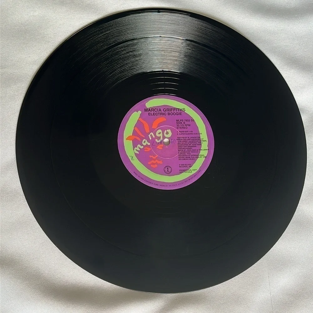 MARCIA GRIFFITHS – "ELECTRIC BOOGIE" VINYL RECORD ✨✨✨ - Picture 4 of 4